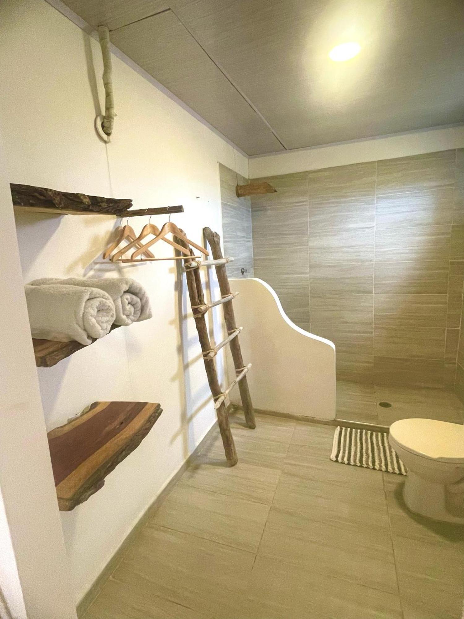Aiwa Hotel Mayapo Ngoại thất bức ảnh